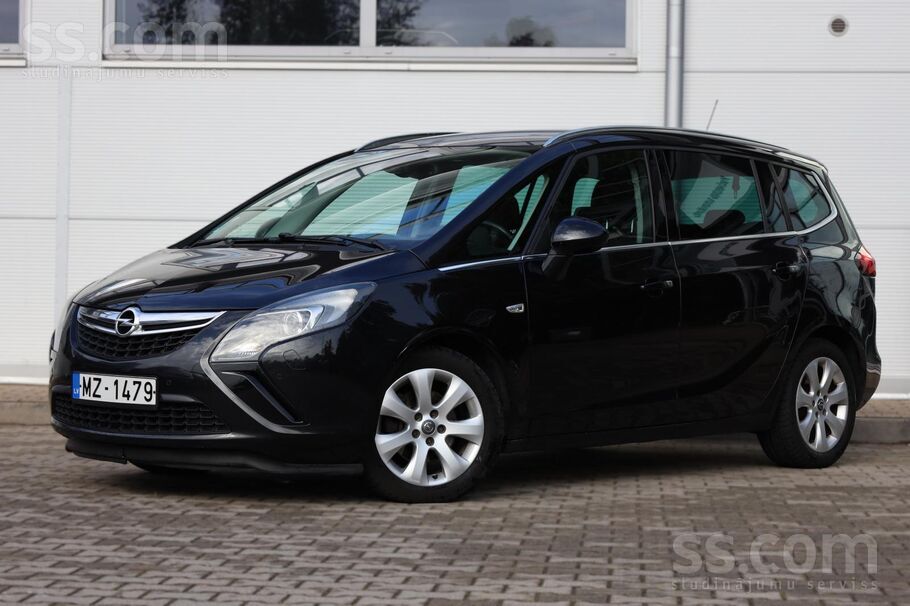 2.0d, 96kw, 7sēdvietas, stūres apsilde, Eco braukšanas režīms, parkošanās se