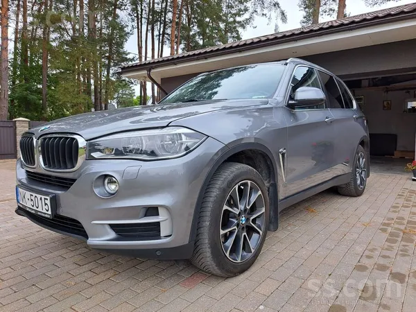 BMW Īpašnieks pārdod BMW X5 3.0d. Tikko izieta T. A. b