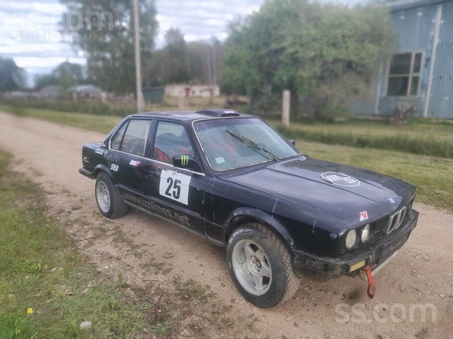 BMW Pārdodu bmw e30 ar 2.5i(m50b25), motoram defekts, 