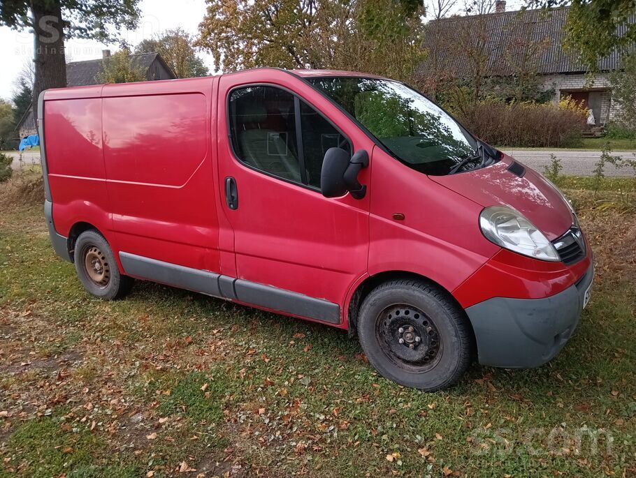 Opel Pārdodu angļu busiņu. Visi jautājumi privāti.