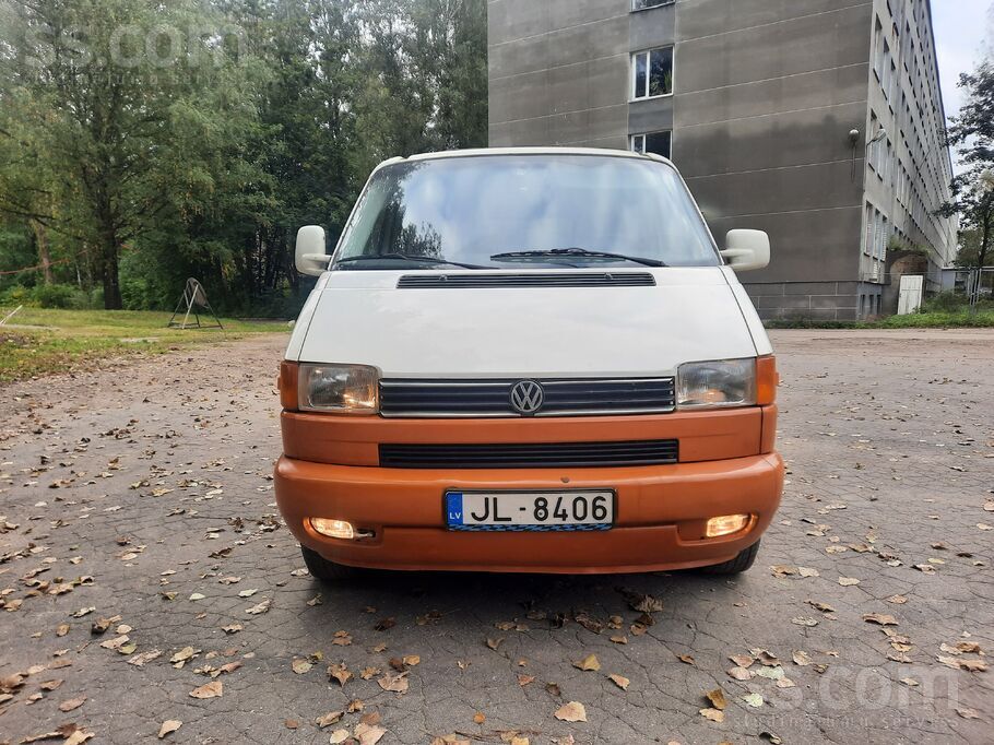 Pardodam labo T4 ar 2.5 tdi dzineju Wolkswagen busu ar tikko izietu jaunu te