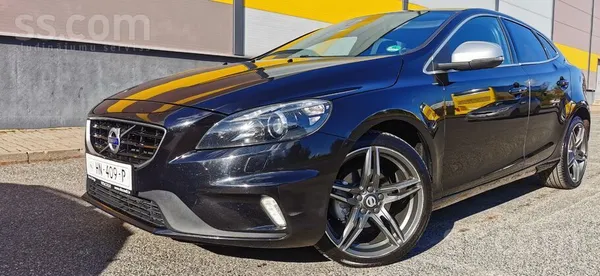 Volvo R-Design. Dīzelis 2, 0/88kw/120z. s. / Noskr. 2378