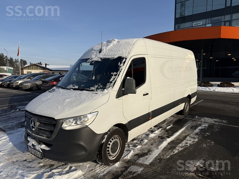 Pārdodu vai mainu uz vieglo auto Mercedes Sprinter 314Cdi.
Maxi bāze.
2.
