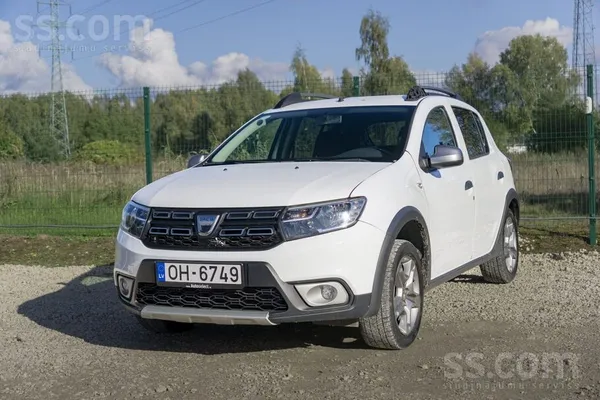 Dacia Dacia Sandero ar 0.9 litru benzīndzinēju un manuāl