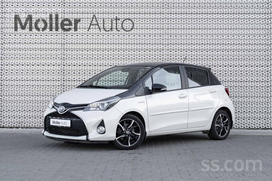 Toyota Toyota Yaris 1.5 Hybrid Latvijas auto. 
