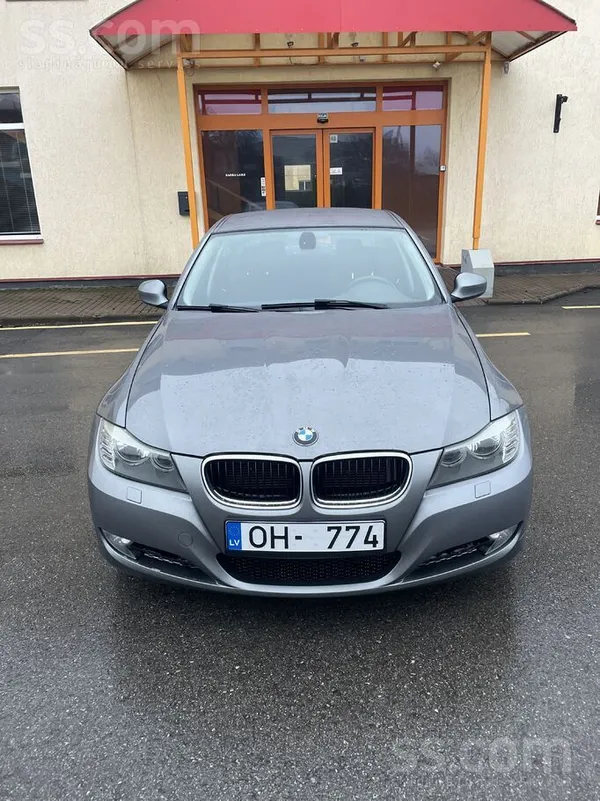 BMW Pārdodu bmw 318i 2.0 105kw 2010.g. 