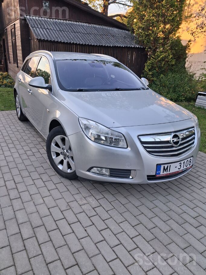 Opel Iegādāties var arī brīvdienās, šo ļoti smuko un ko