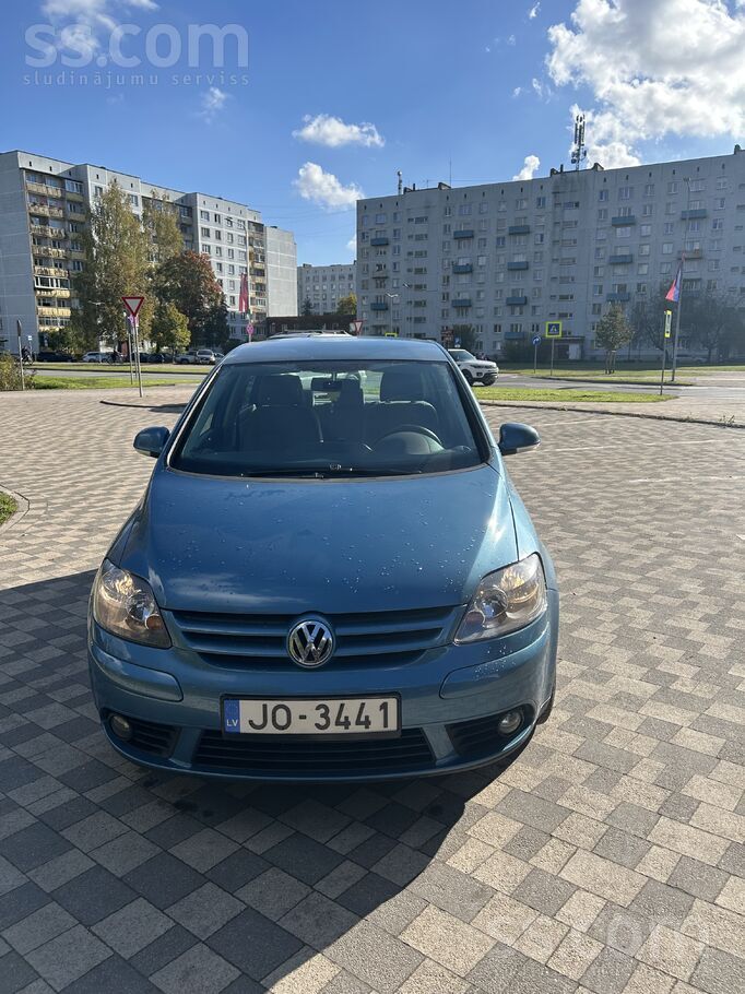 Volkswagen Pārdodu Golf Plus 1.6 (75kW) auto labā tehniskā un