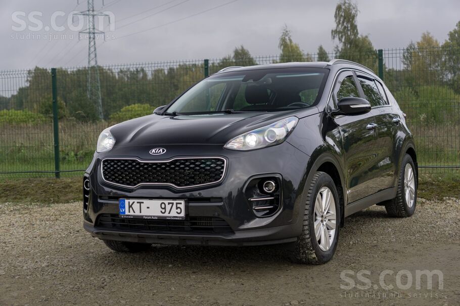 Kia Sportage ar 2.0 litru dīzeļdzinēju un automātisko transmisiju.
Ekonomi