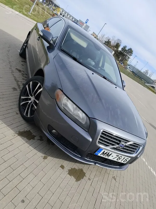 Volvo Mašīna labā tehniskā stāvoklī , svaiga TA