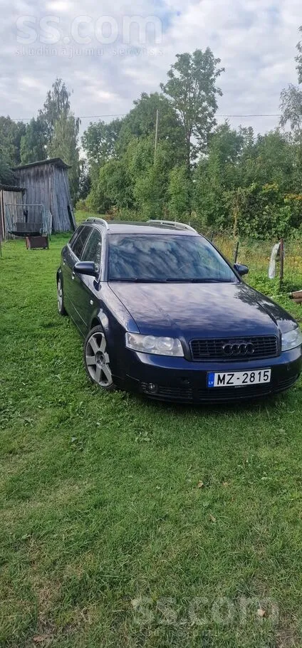 Audi A4 - 1