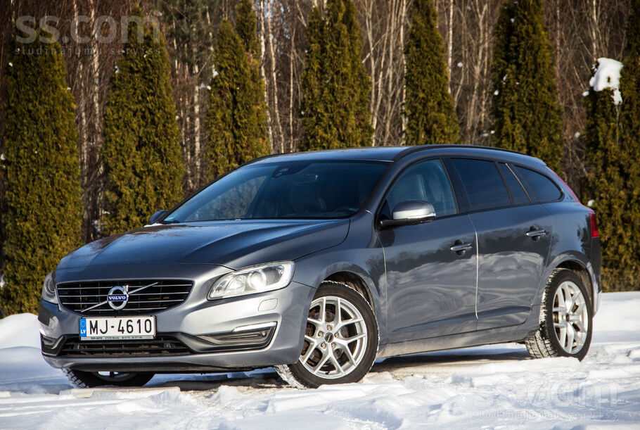 Volvo V-60 Summum 2.0 D3-150 z/s. Automātiskā ātrumkārba-Geatronic.
Led-Bi