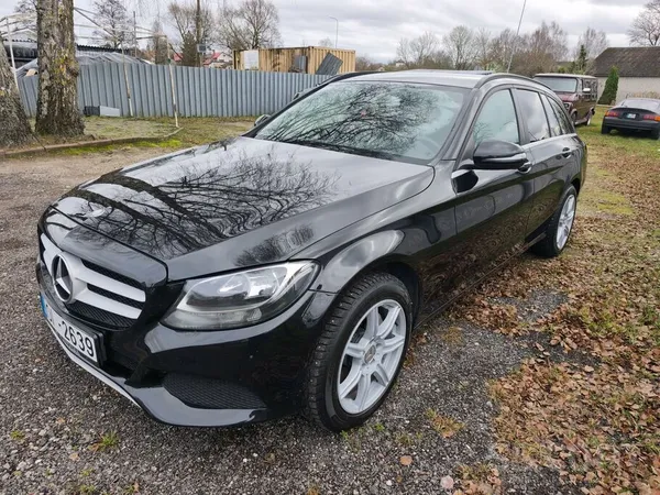 Mercedes Pārdodu vai mainu pret citu auto ar piemaksu no Jū