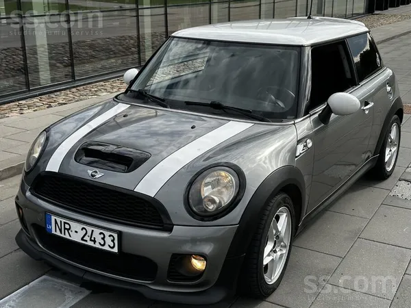 Mini Pārdodu savu Cooper S Izcilā tehniskā stāvoklī. 