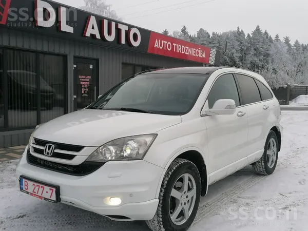 Honda Pārdod Honda Cr-V 2.2 D 110kw 4X4.