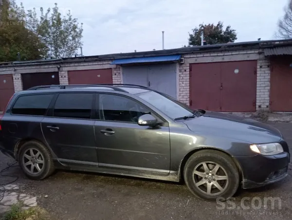 Volvo Volvo V70 2009.gada izlaiduma, 136kw , 6- pakāpju 