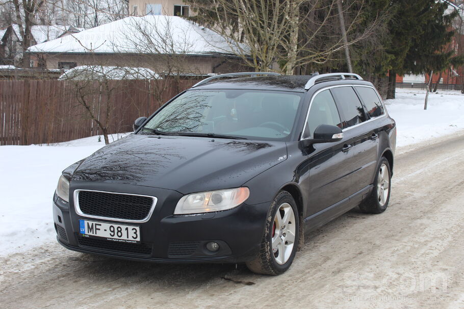 Volvo Automāts. Pārdodas Volvo V70 2.4 D5 vecais motors 