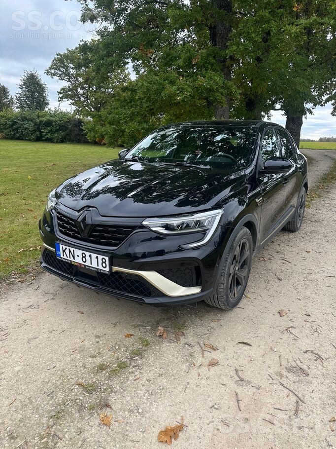 Pārdod Renault Arkana Black edition, Jubilejas versija-1, 6Hibrid, melnie gr