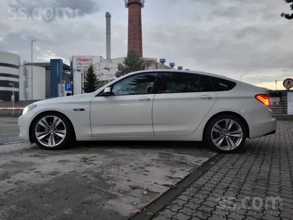 BMW Tirgoju savu ğimenes auto, 180kw, nav Xdrive . Pir