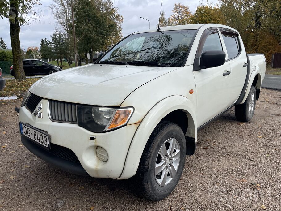 Mitsubishi 2.5 dīzelis 100 kw. Pirmreizējā reģistrācija 28.10