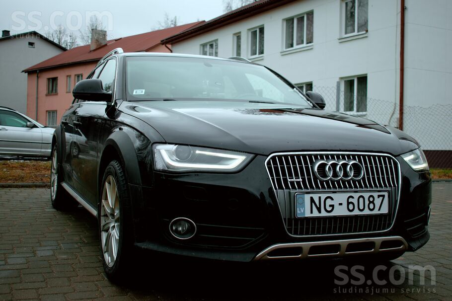 Pārdod Audi A4 Allroad. Apkopes veiktas regulāri. Auto ir bagātīga komplektā
