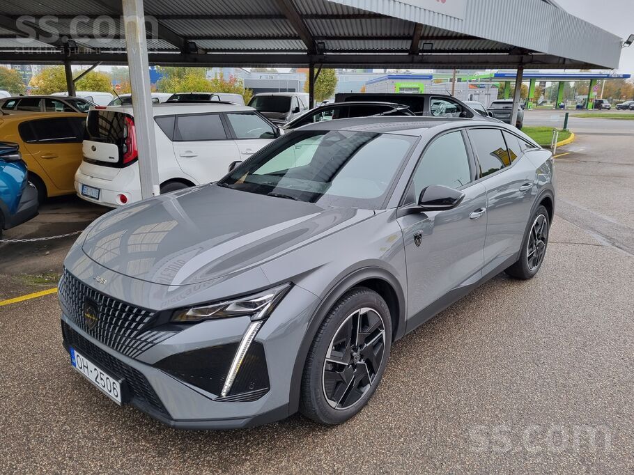 GT, benzīns ar automātisko pārnesumkārbu. Cena ar Pvn. Garantija līdz 2028.