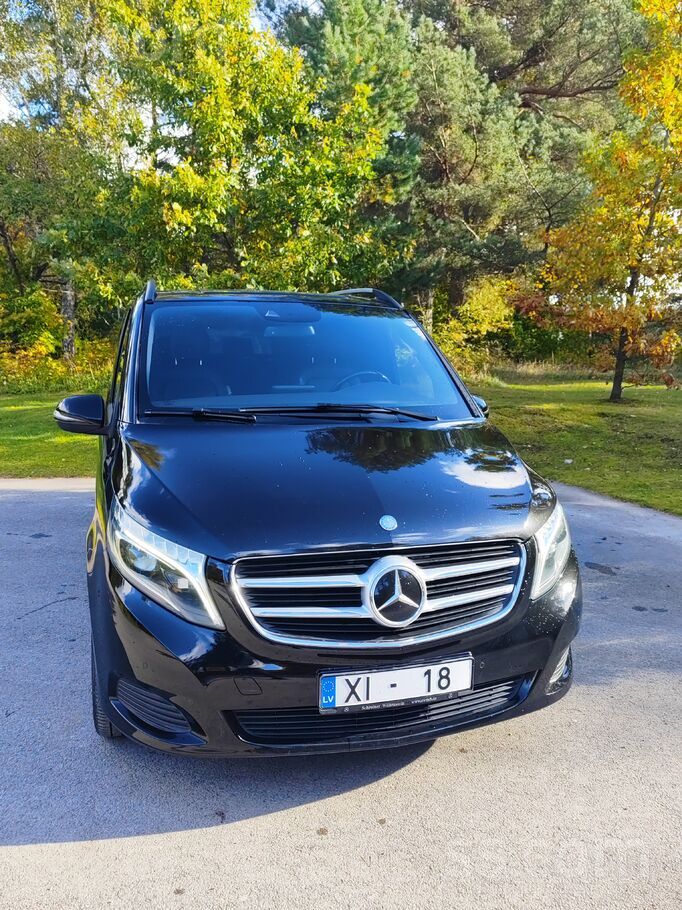 Tiek pārdots Mercedes V-class 250D Avantgarde. Uzticams un drošs ģimenes aut