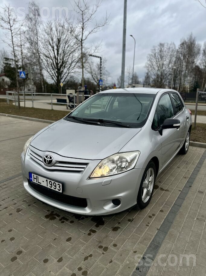 Toyota Cena runājama. Tehniska Apskate līdz 2026.g. Septe