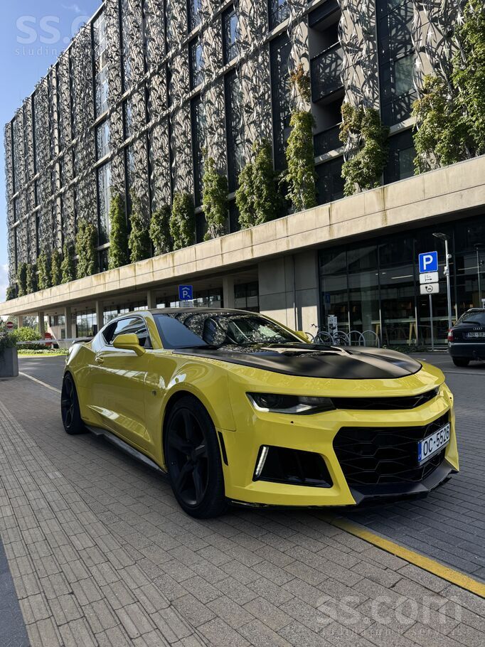 Chevrolet Camaro SS, 6.2L V8, 455 ZS. Ideālā tehniskā un vizuālā kondīcijā.