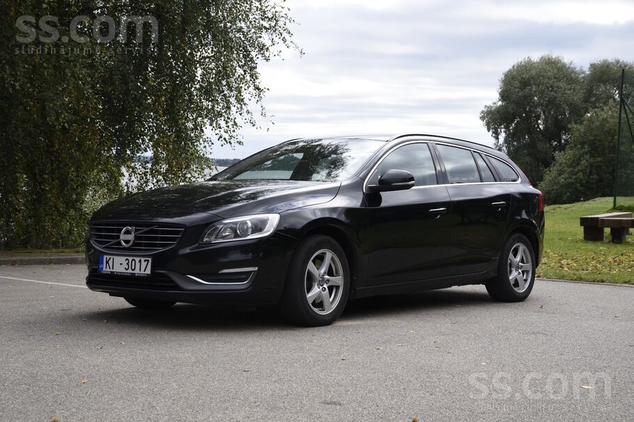 Uzticams auto, bijis vienas ģimenes īpašumā no pirmās dienas. Benzīns 1.6 t4