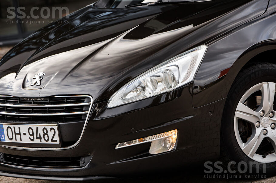 Individuals krasojums, reals nobraukums, manuals, labs auto stavoklis, tikko