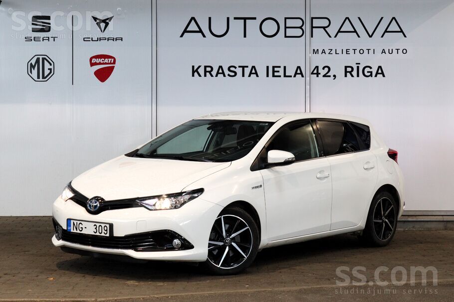 Toyota Piedāvājam Toyota Auris Hybrid, 1.8 benzīna/hibrīd