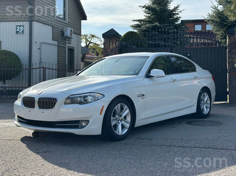 Продается BMW 528 xDrive, F10, 180 kW, отличное состояние, богатая комплекта