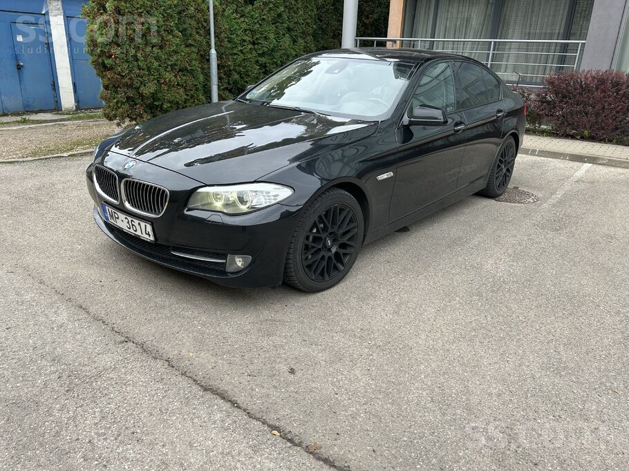 BMW Pardodu BMW 530d. Esmu vienīgais auto īpašnieks La