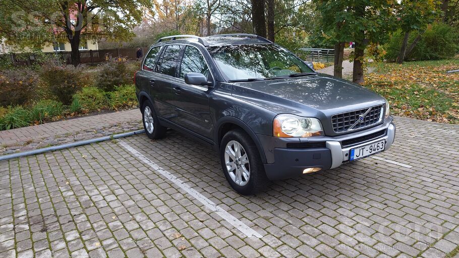 Volvo Labdien, pārdodu auto ar bagātīgu komplektaciju, n