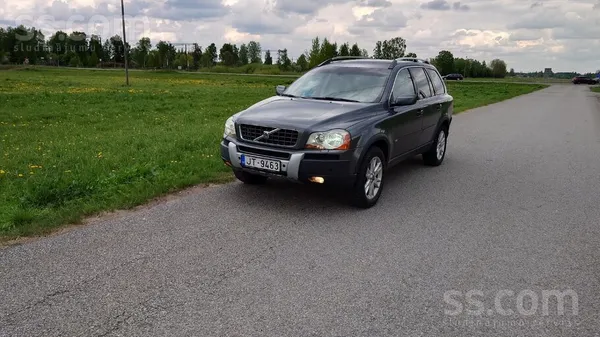 Volvo Labdien, pārdodu auto ar bagātīgu komplektaciju, n