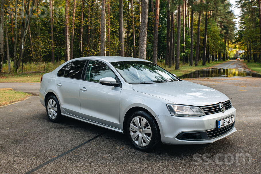 Volkswagen Pārdod VW Jetta 1.4 Tsi 90kW benzīna motoru. 