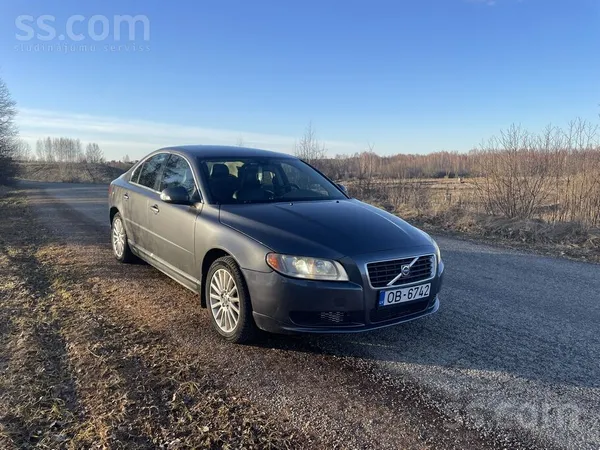 Uzticama un droša automašīna, labā tehniskā stāvoklī, kas piemērota ikdienas