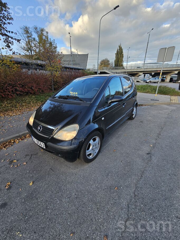 Pārdodu savu mīļo Mersedes Benz A170, 2002.gada, 70kw, 1.7 dīzeli komplektā