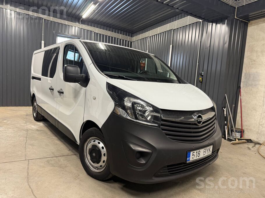 Opel Vivaro Long Dabl Cabina Eco 1.6 92кВ
Автомобиль в хорошем состоянии.