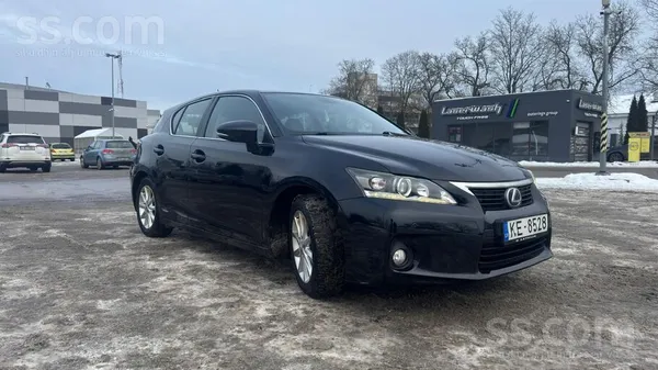 Lexus Uz pardošanu Lexus Ct200H ļoti laba stavoklī TA li