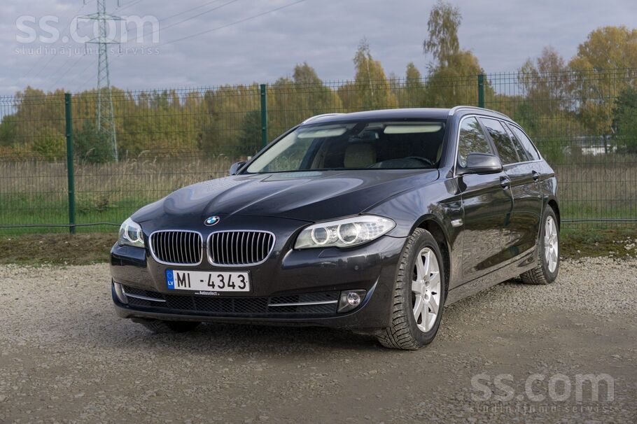BMW BMW 525 ar 3.0 litru dīzeļdzinēju un automātisko t