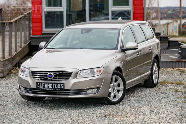 Volvo V70 D4 Summum 181 Ps