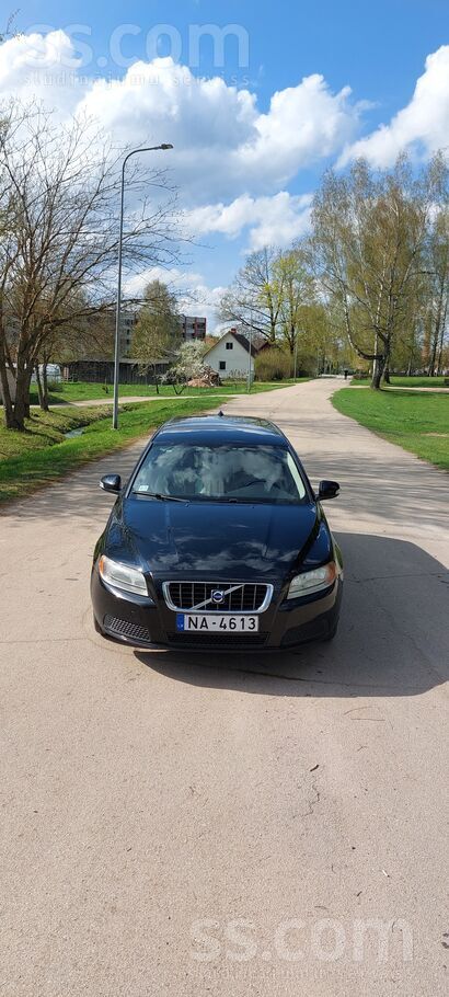 Volvo Pārdodu Volvo V70 ar jaunu TA Priekš sava vecuma ļ