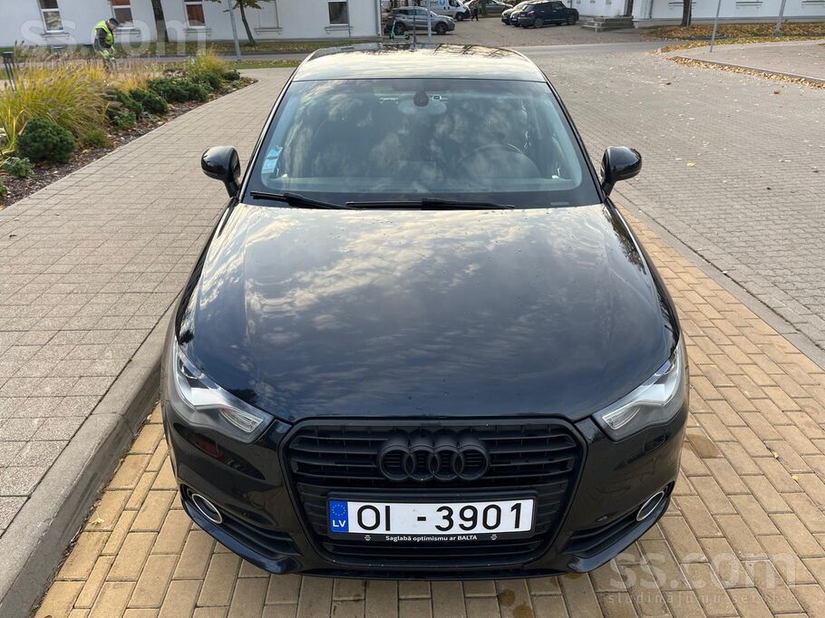 Tikko iedzīts melns Audi A1 Sportback 2013.gada, 77.kw.
Auto piereģistrēts
