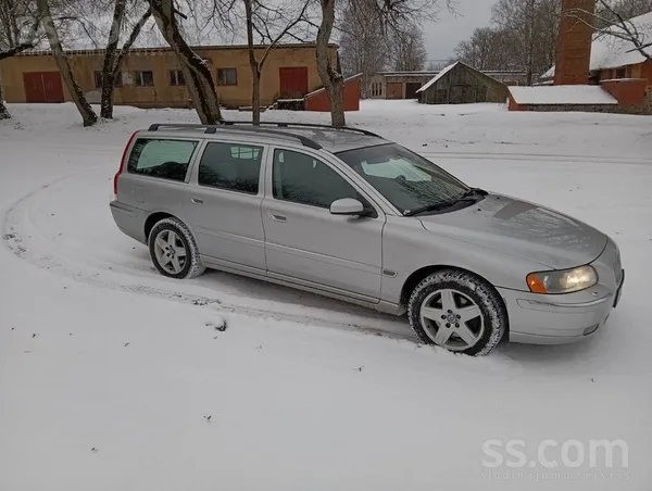 Volvo 4x4 Pati pilnākā komplektācija, teicamā tehniskā u