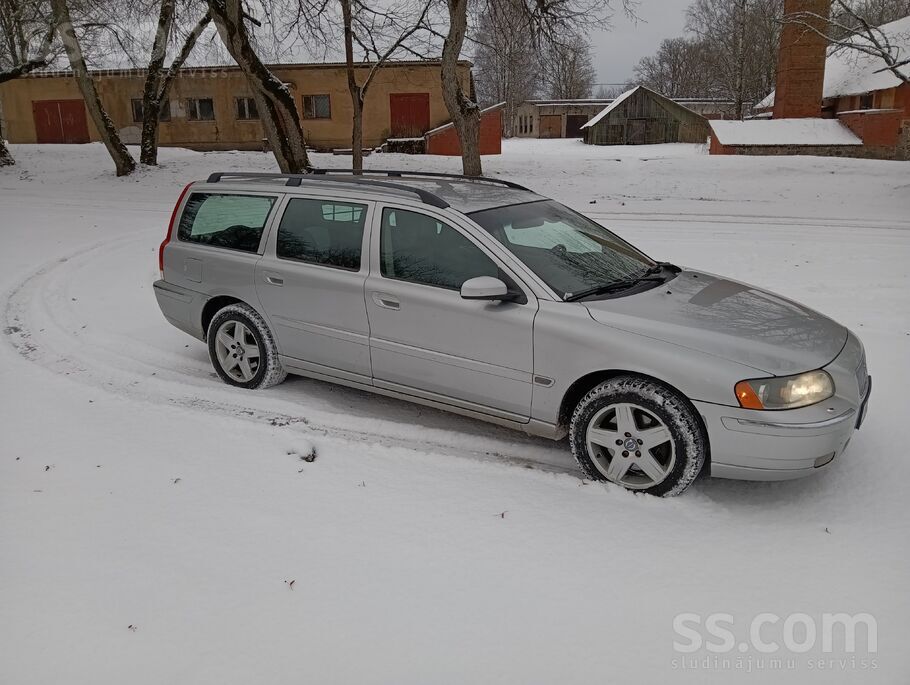 Volvo 4x4 Pati pilnākā komplektācija, teicamā tehniskā u