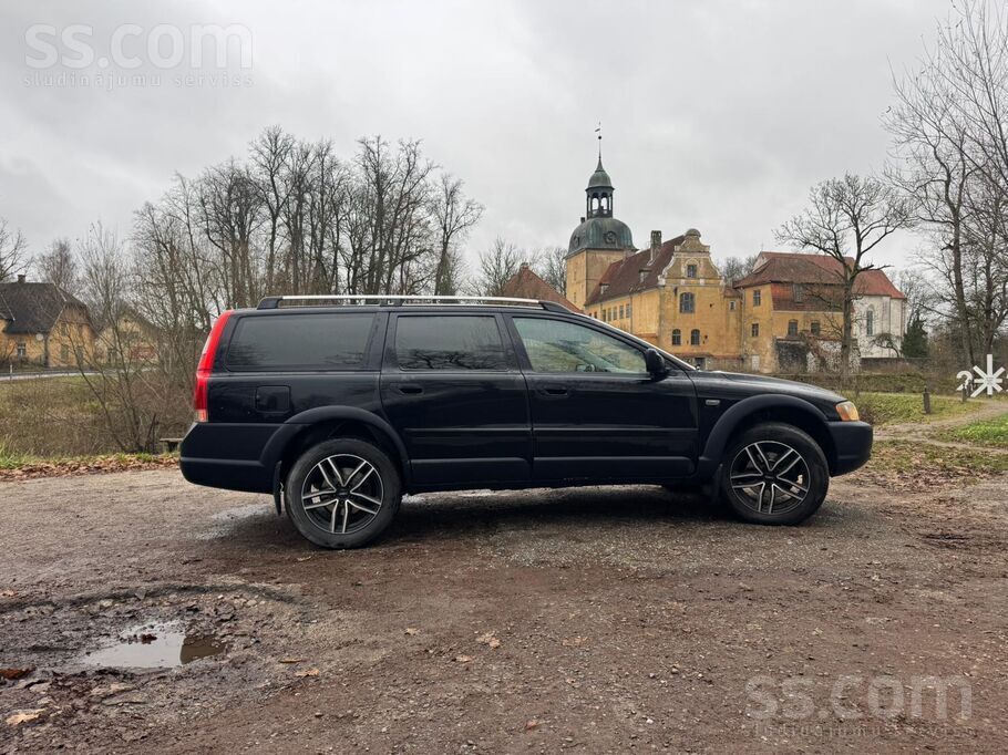 Pārdod "Volvo" 

Tirgoju uzticamu zviedru tanku. Šis nav no tiem auto, ko