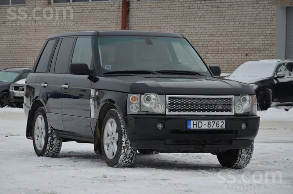 Land-rover Pārdodu a/m Range Rover. Motors un kārba strādā ne