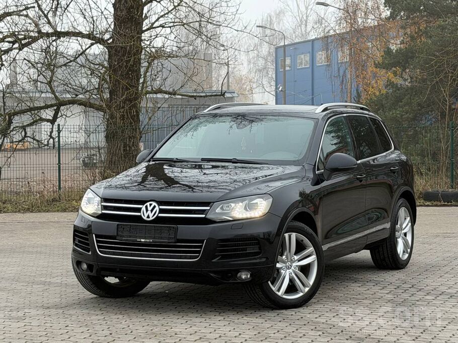 VW Touareg 4.2d Black Edition Pilna komplektacija. Auto ļoti laba stavokli.